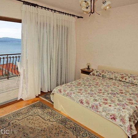 Apartmani Ujdur Омиш Экстерьер фото