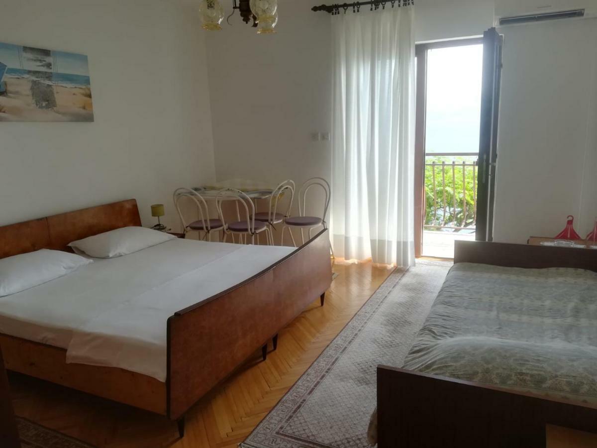Apartmani Ujdur Омиш Экстерьер фото