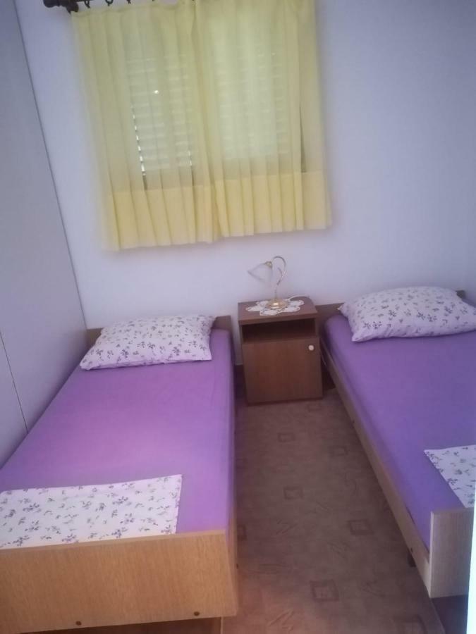 Apartmani Ujdur Омиш Экстерьер фото