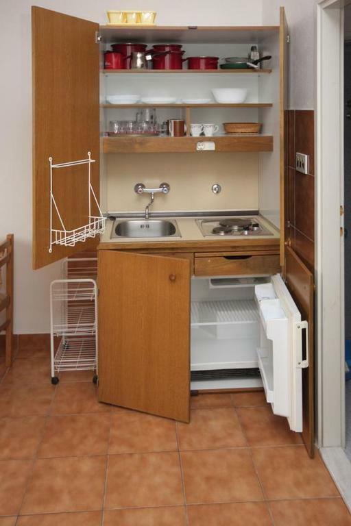 Apartmani Ujdur Омиш Экстерьер фото